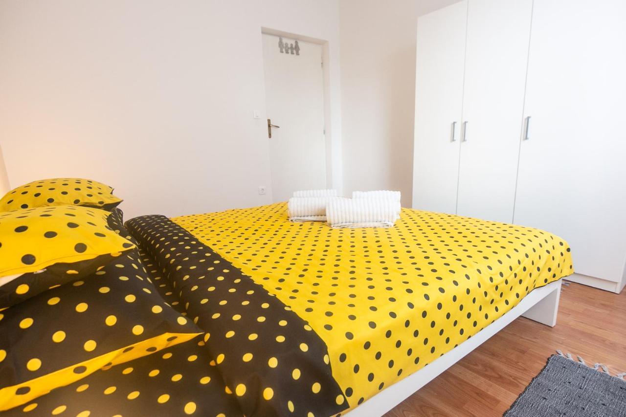 Apartment Noemi Pula Eksteriør billede